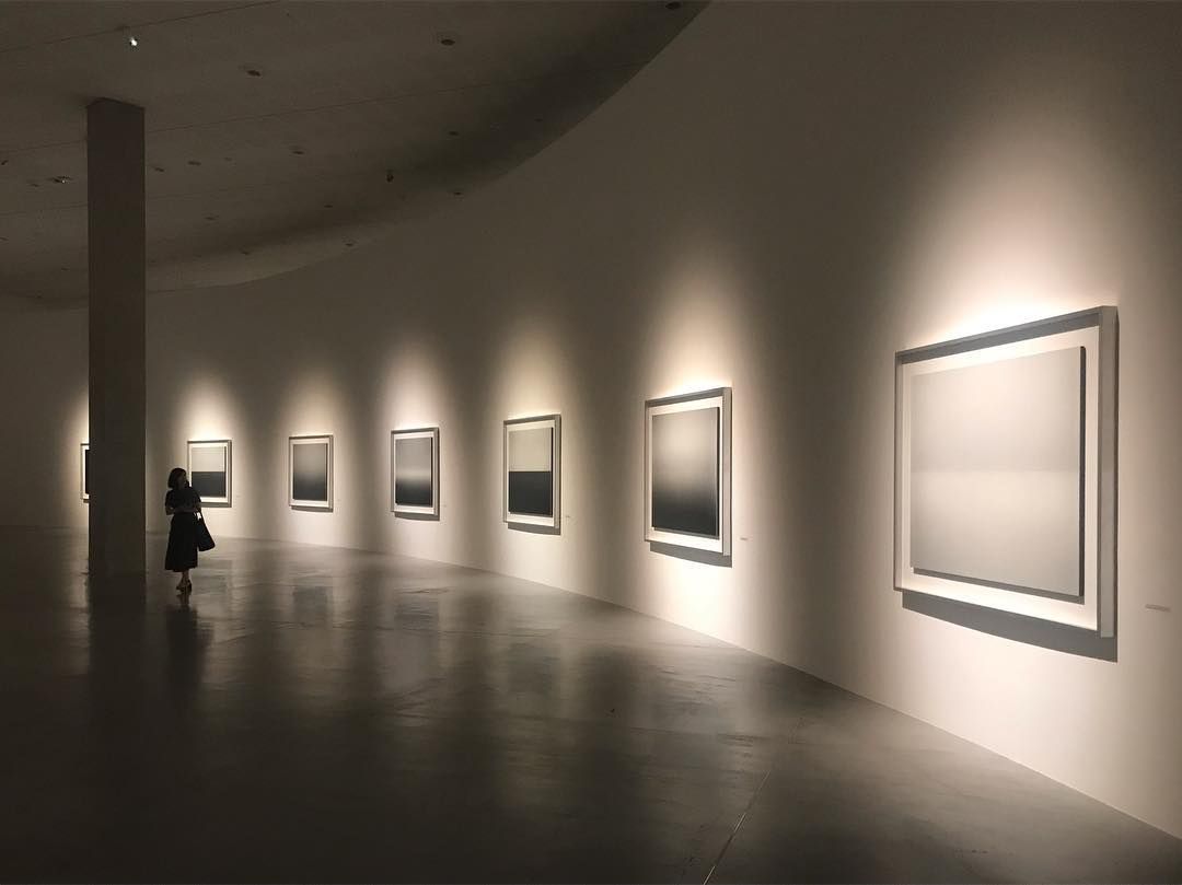 Dimmable Exhibition/Museum lights